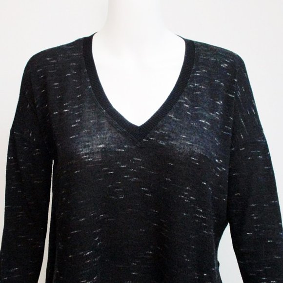 Wilfred Aritzia V Neck Asymmetrical Hem Sweater - Picture 2 of 6